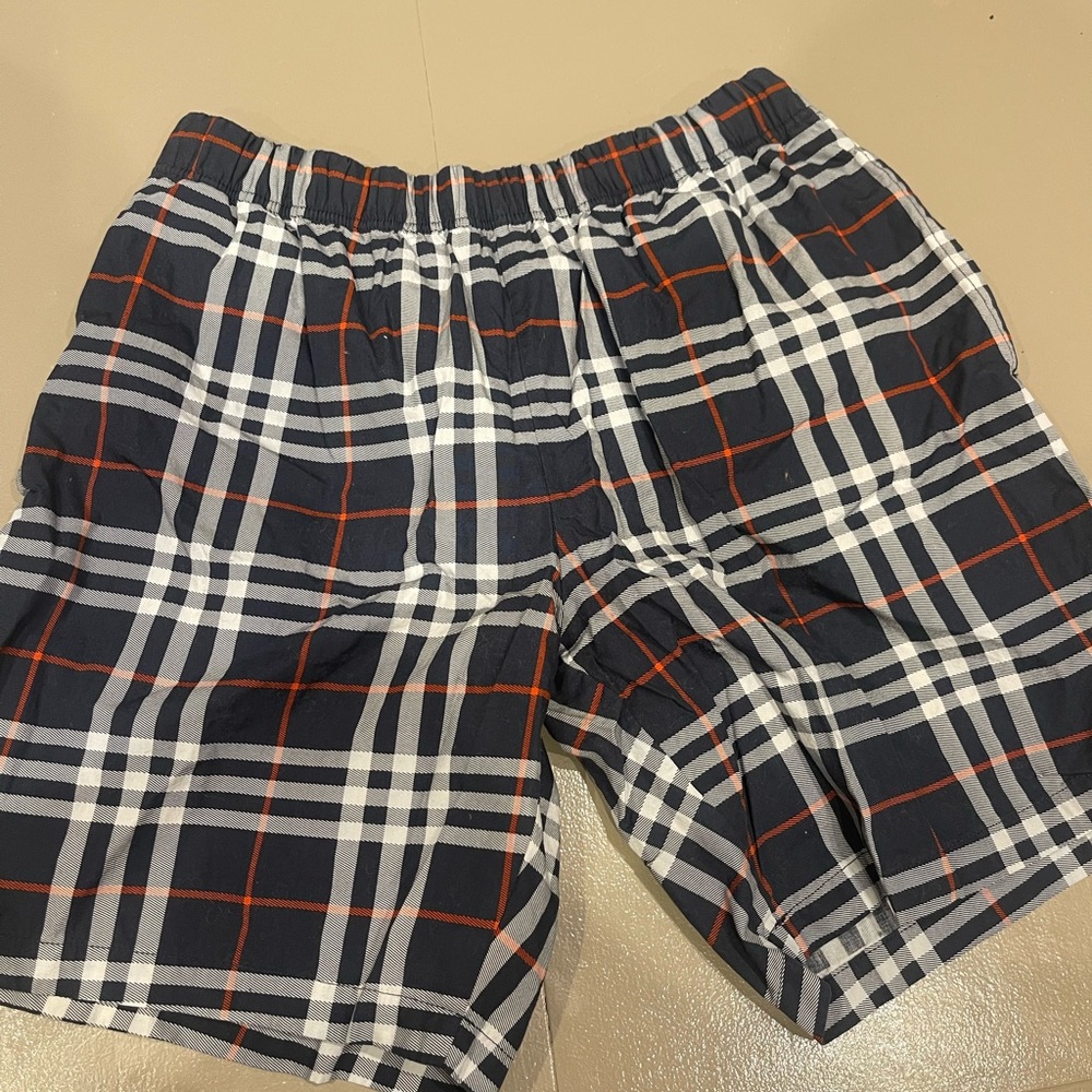 Size small men’s will fit 30 waist